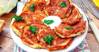 Капустные оладьи из капусты