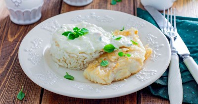 Рыба треска с рисом в сливках