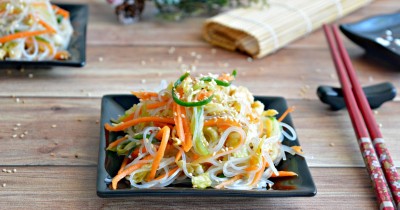 Салат Харбинский по китайски с фунчозой и яйцом