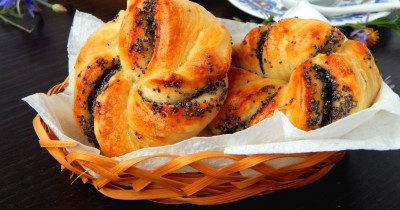 Булочки с маком из дрожжевого теста